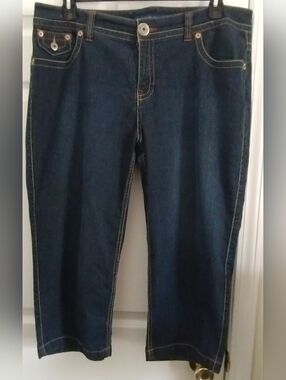 Plus Size Women's Denim Capris With Embroidered Back Pockets